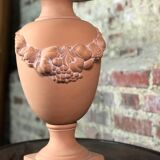 Terracotta lamp decorated with fruit crown