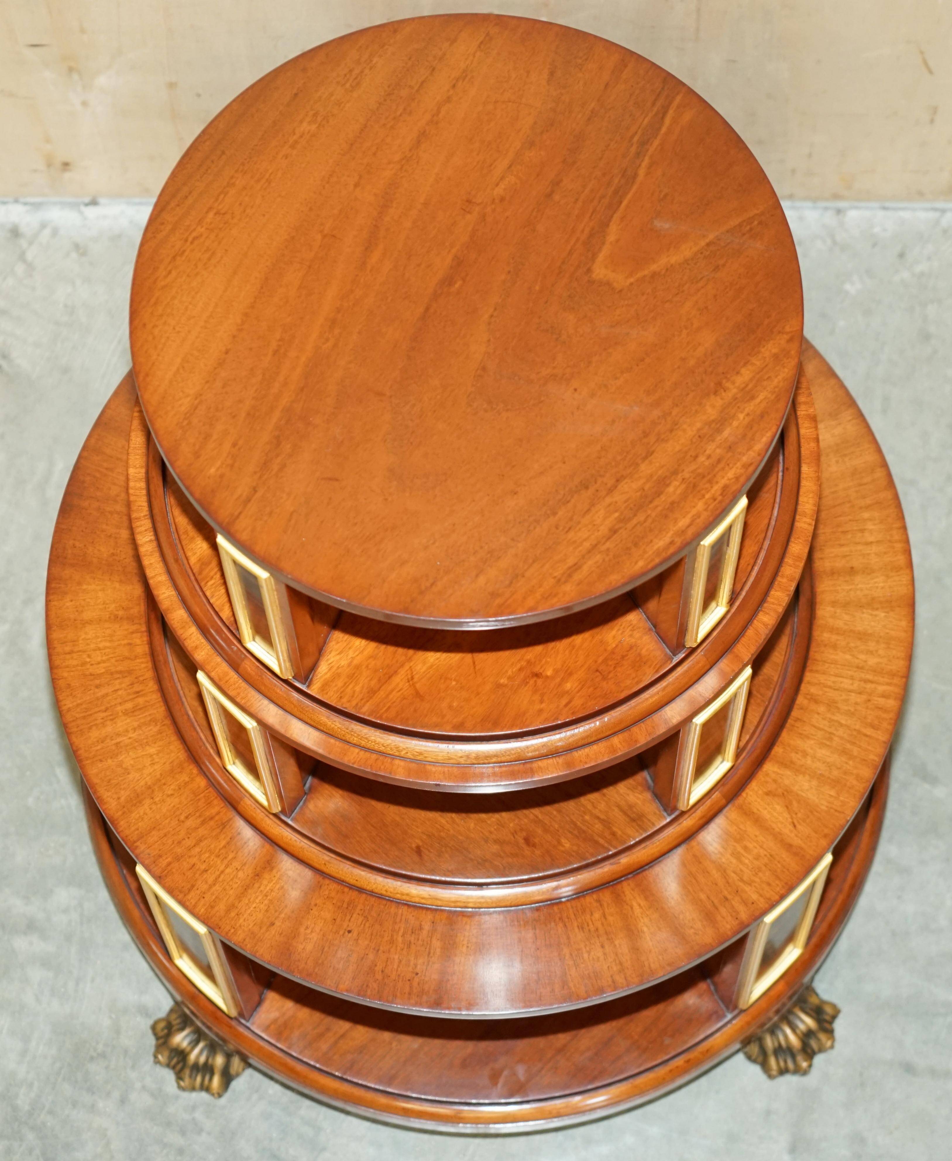 Table bibliothèque tournante Arthur Brett en satin, noyer et palissandre - style Regency