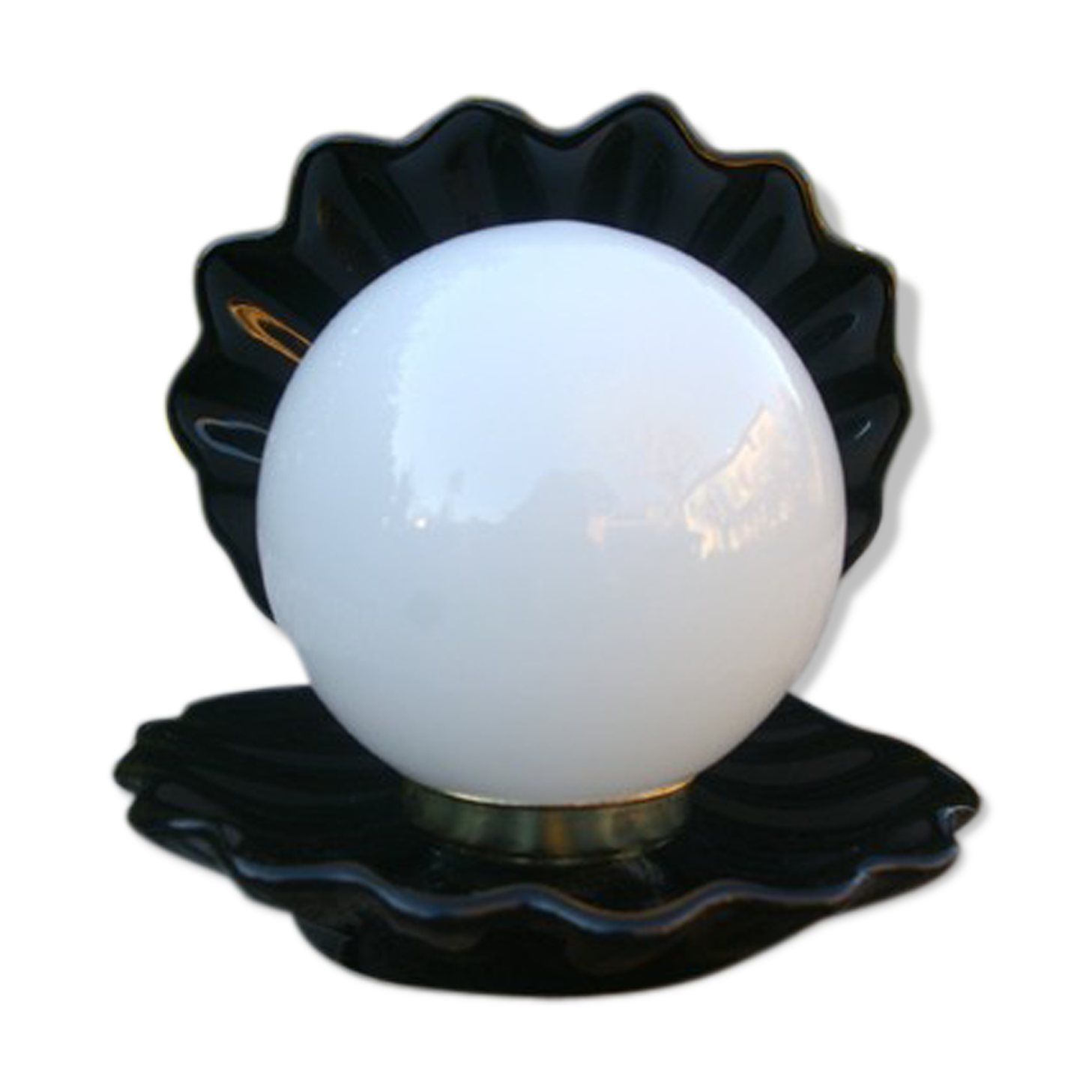 Black ceramic shell lamp