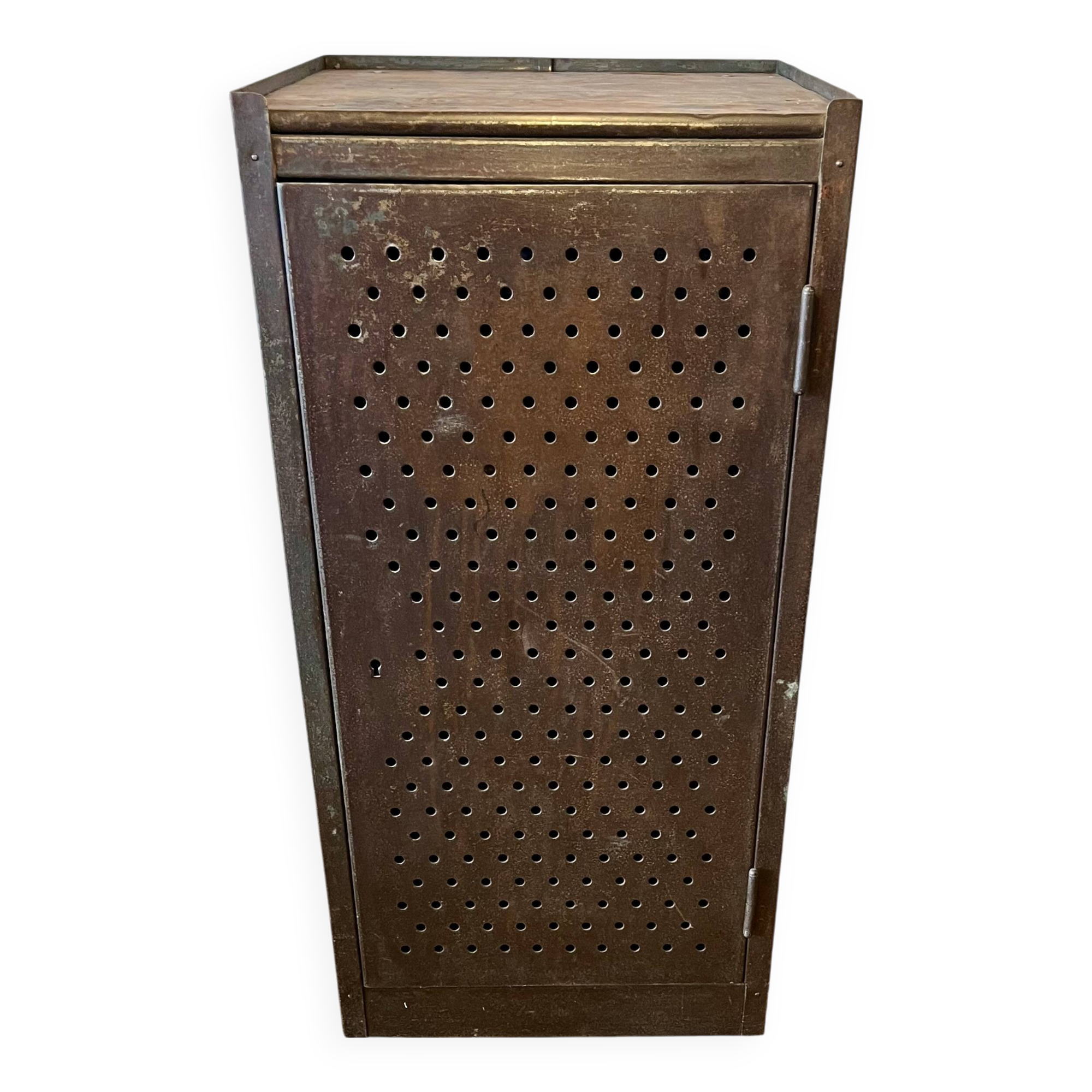 Small industrial storage unit in perforated metal – Early 20th century -