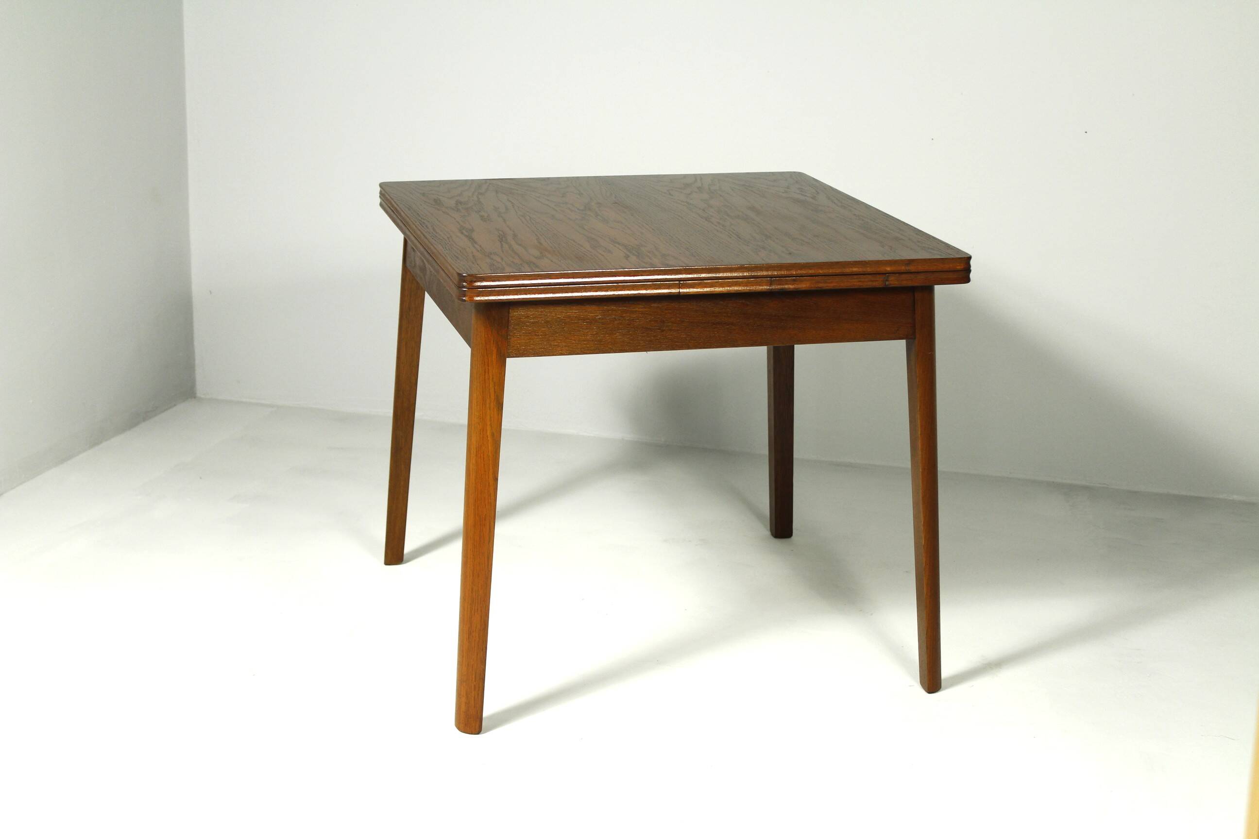Extendable Dining Table, Interier Praha, 1960s.