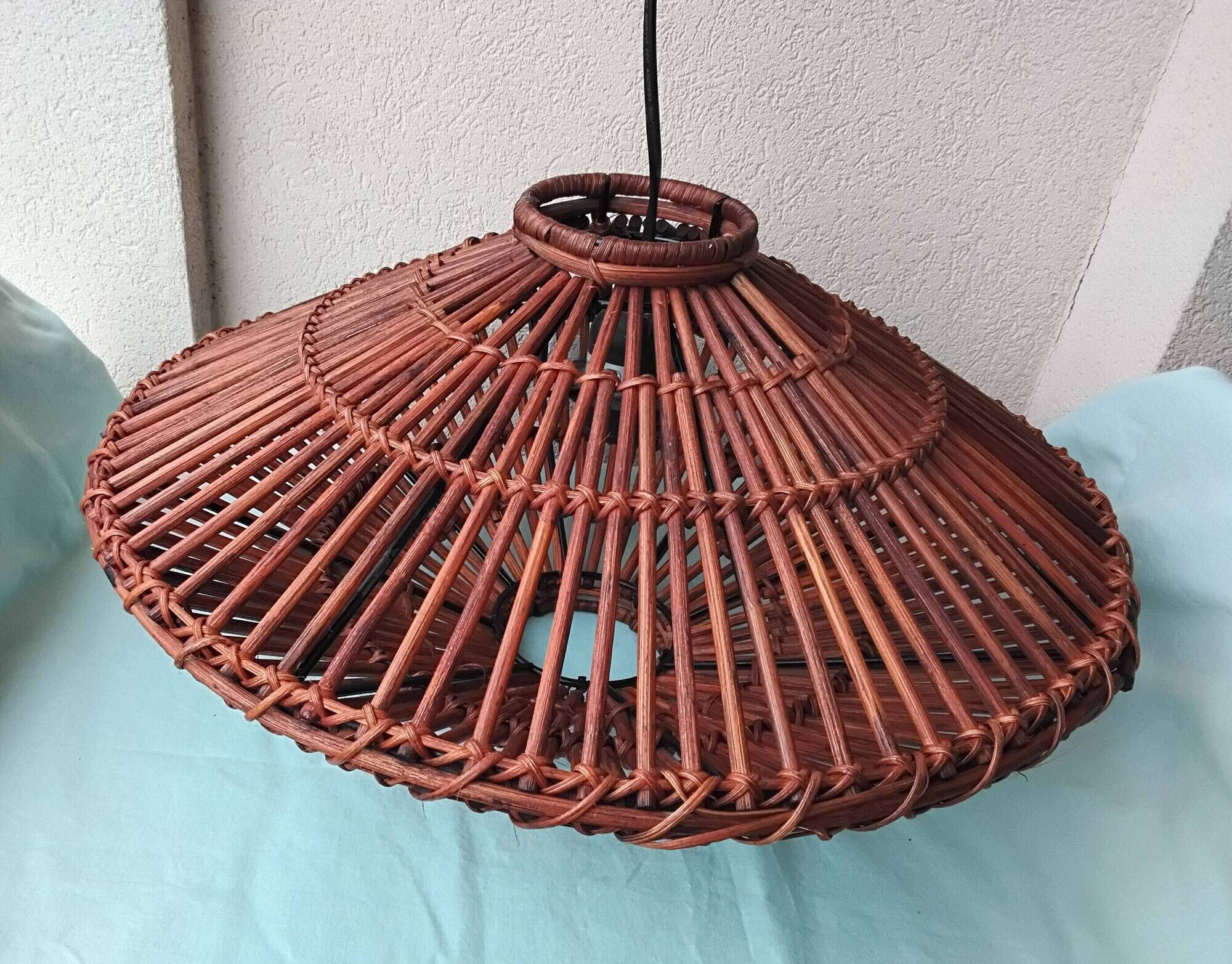 Rattan suspension
