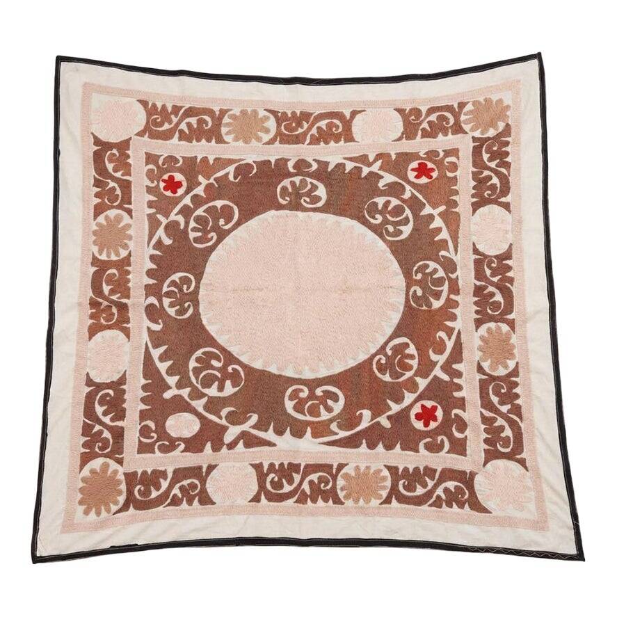Vintage hand-embroidered tablecloth 133x140 cm