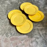 12 yellow earthenware dinner plates