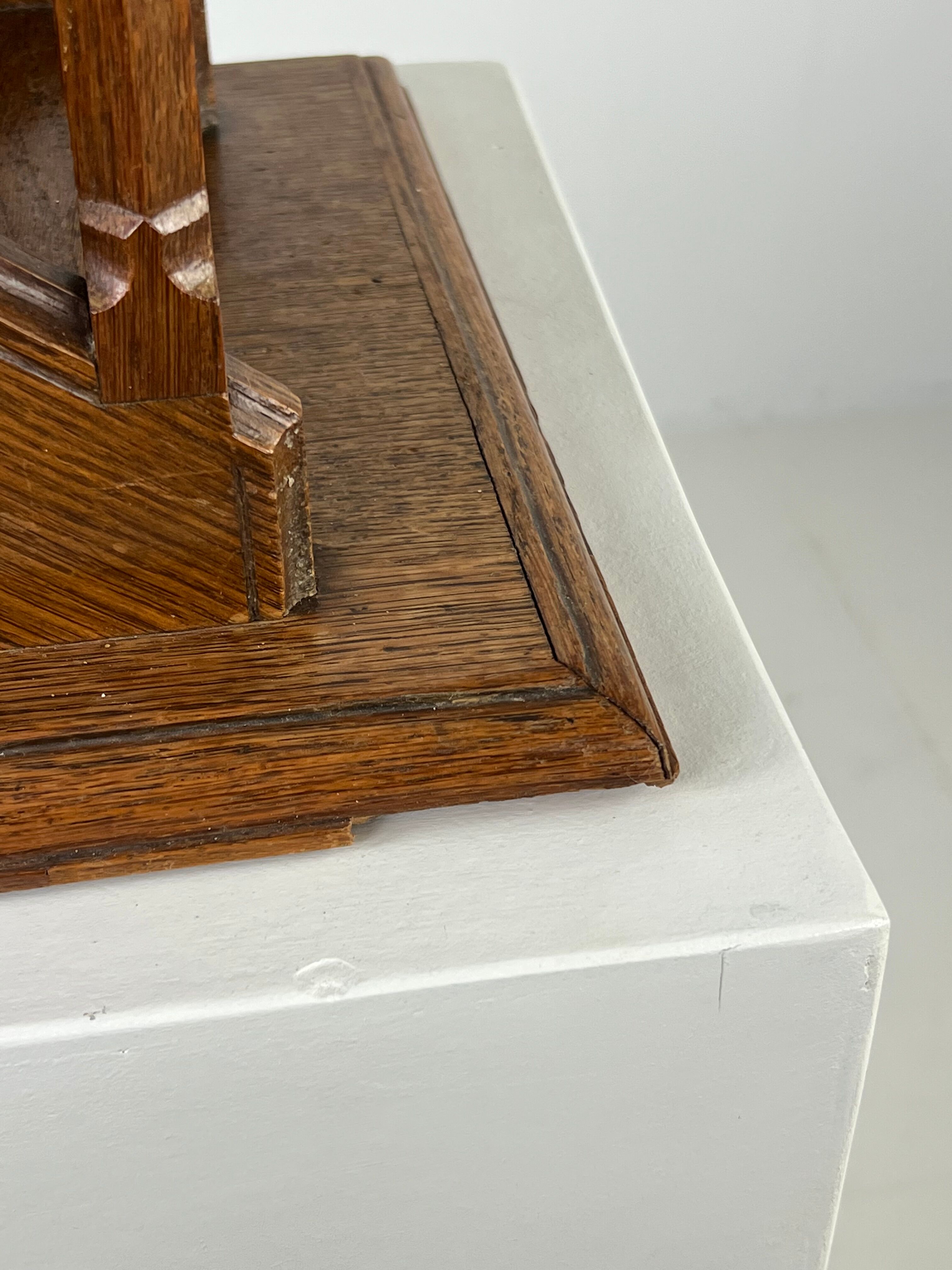 Model staircase oak antique