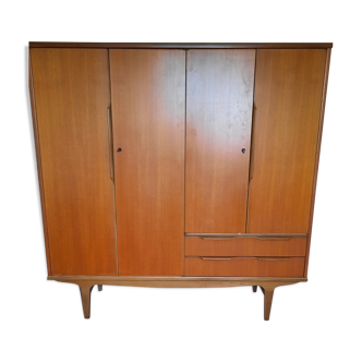 Armoire style scandinave