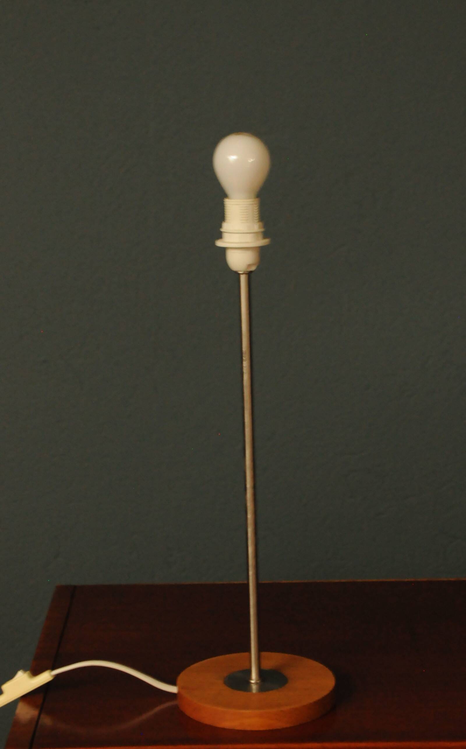 Lampe danoise moderne du milieu du siècle