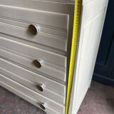 Chest of drawers