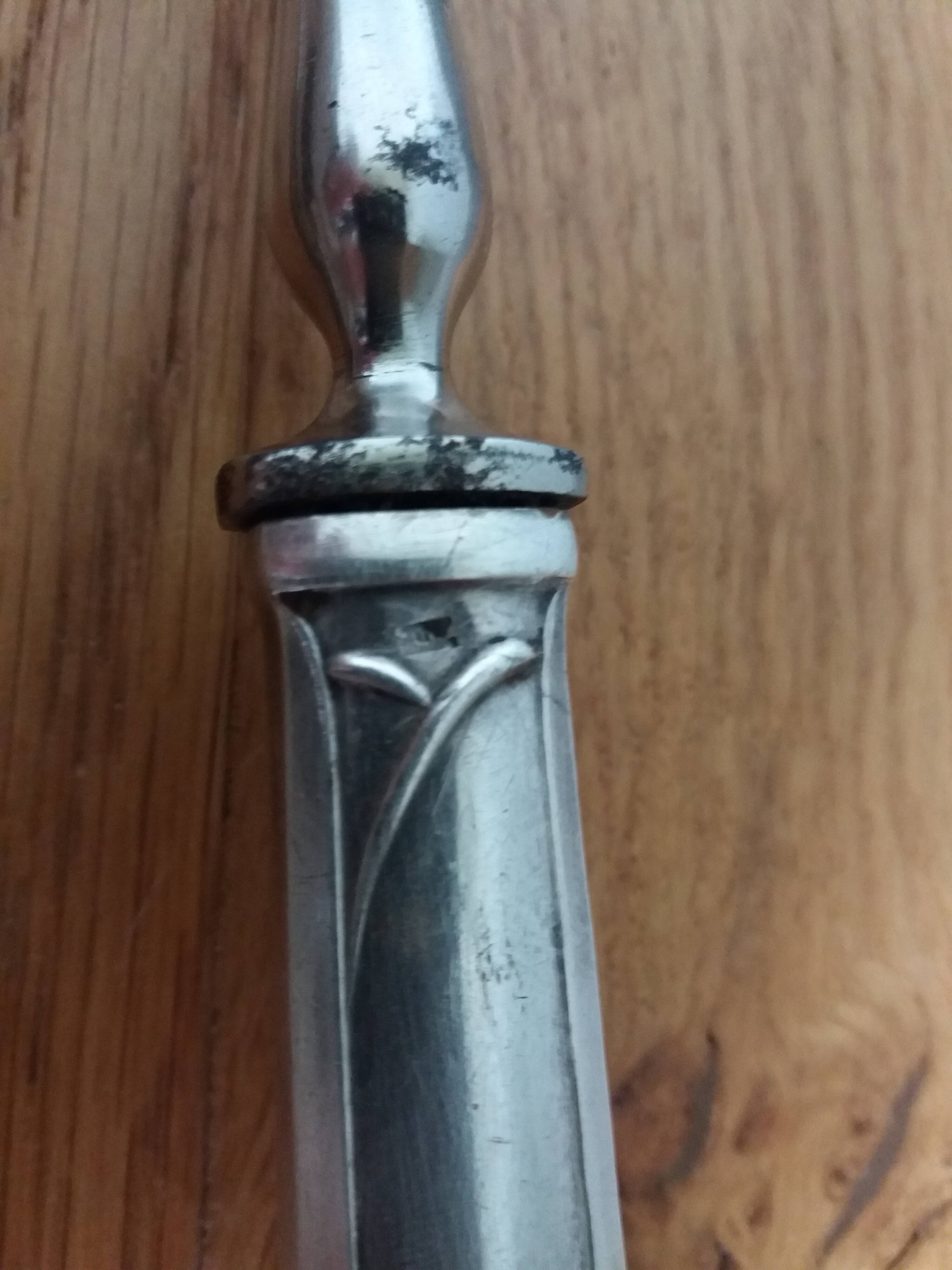 Platil leg of lamb service, Art Deco knife and fork