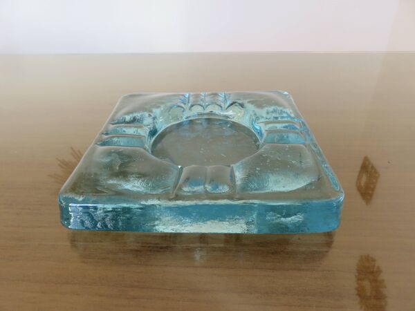 Cendrier en cristal bleu signé Schneider France