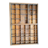 Casier d'imprimerie en bois ancien tamponné "Deberny et Cie"