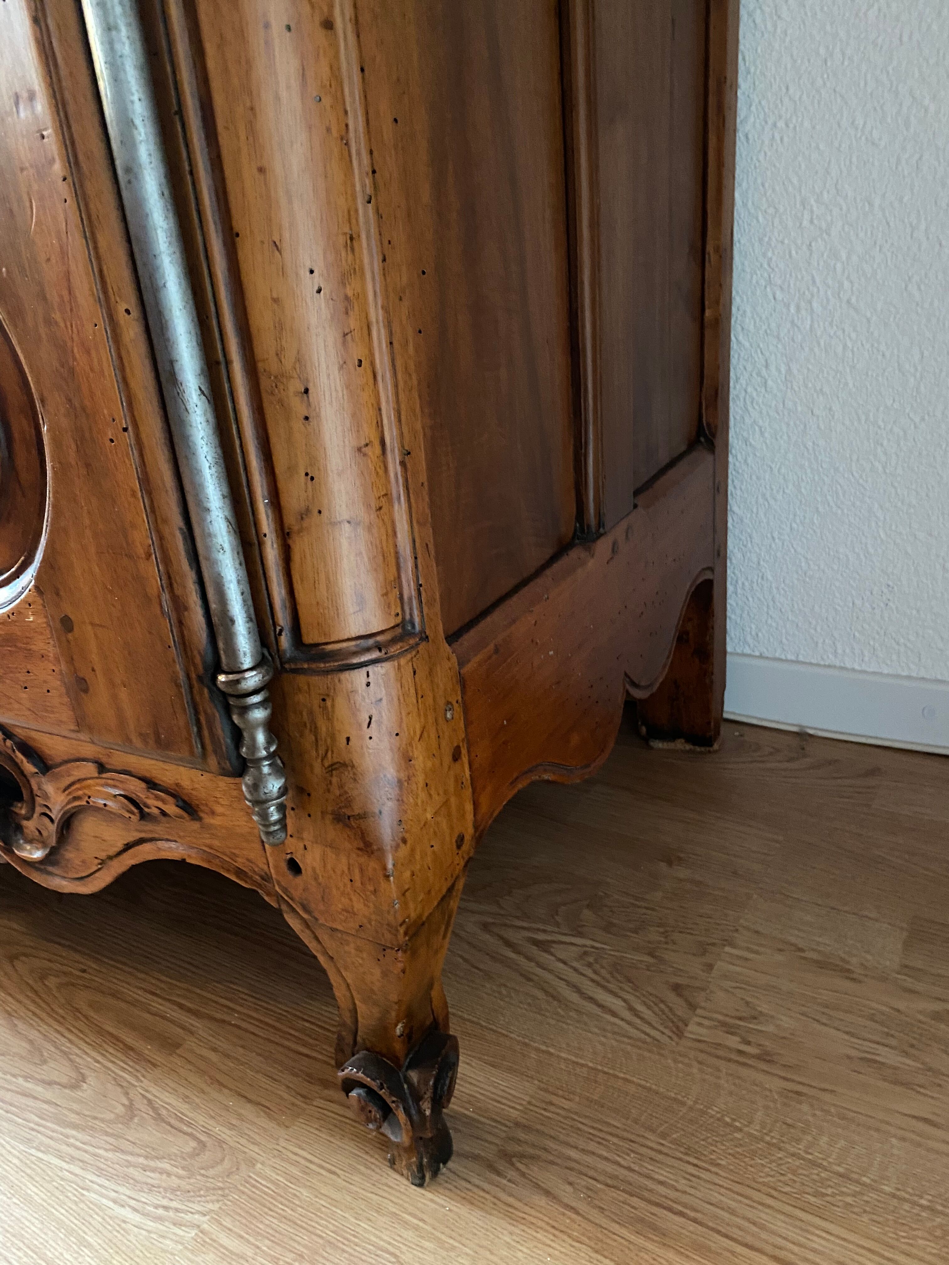 Cabinet Louis XV walnut 19th