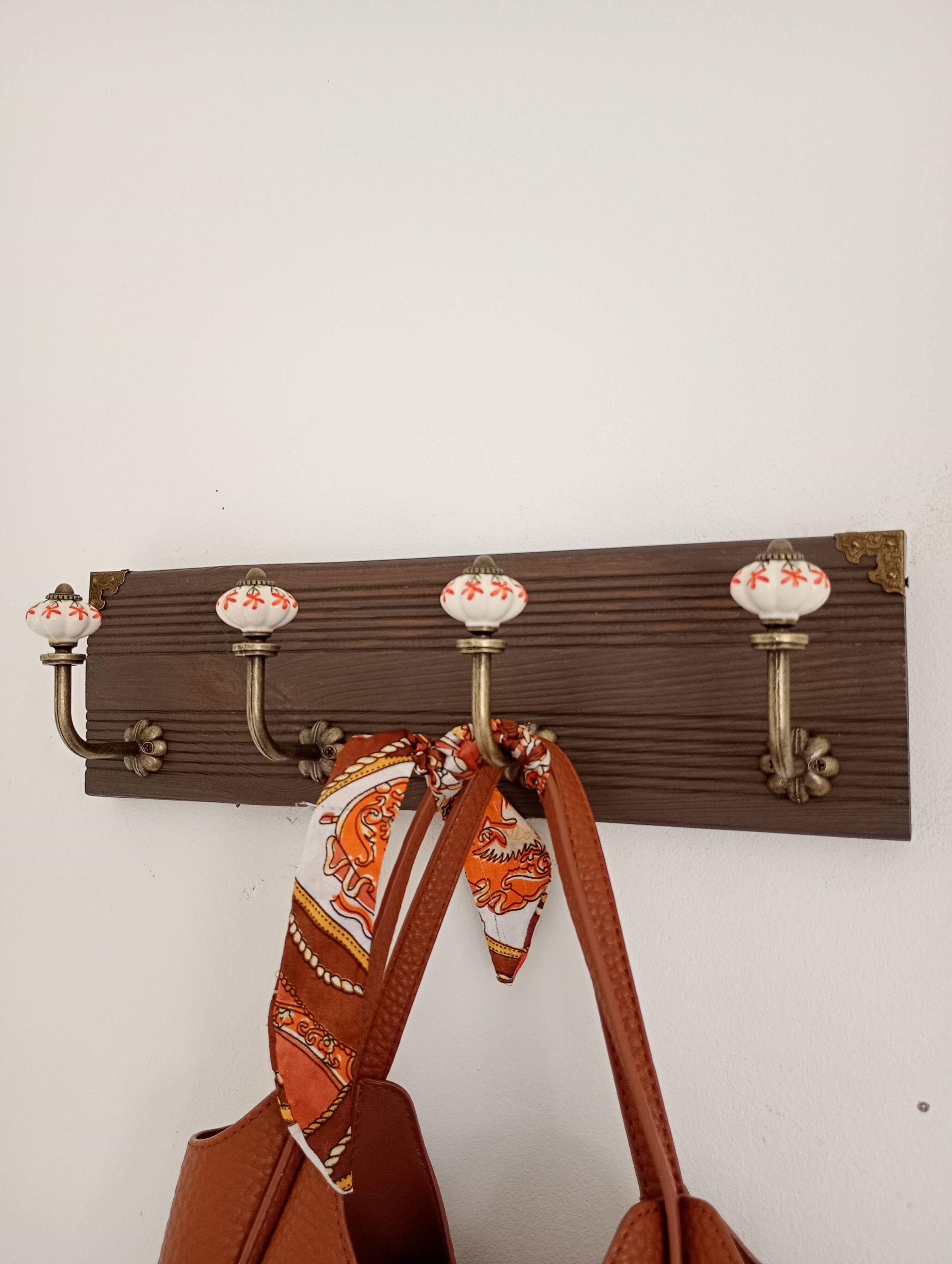 Wall-mounted coat rack wood metal ceramic 40 cm 4 hooks floral patterns