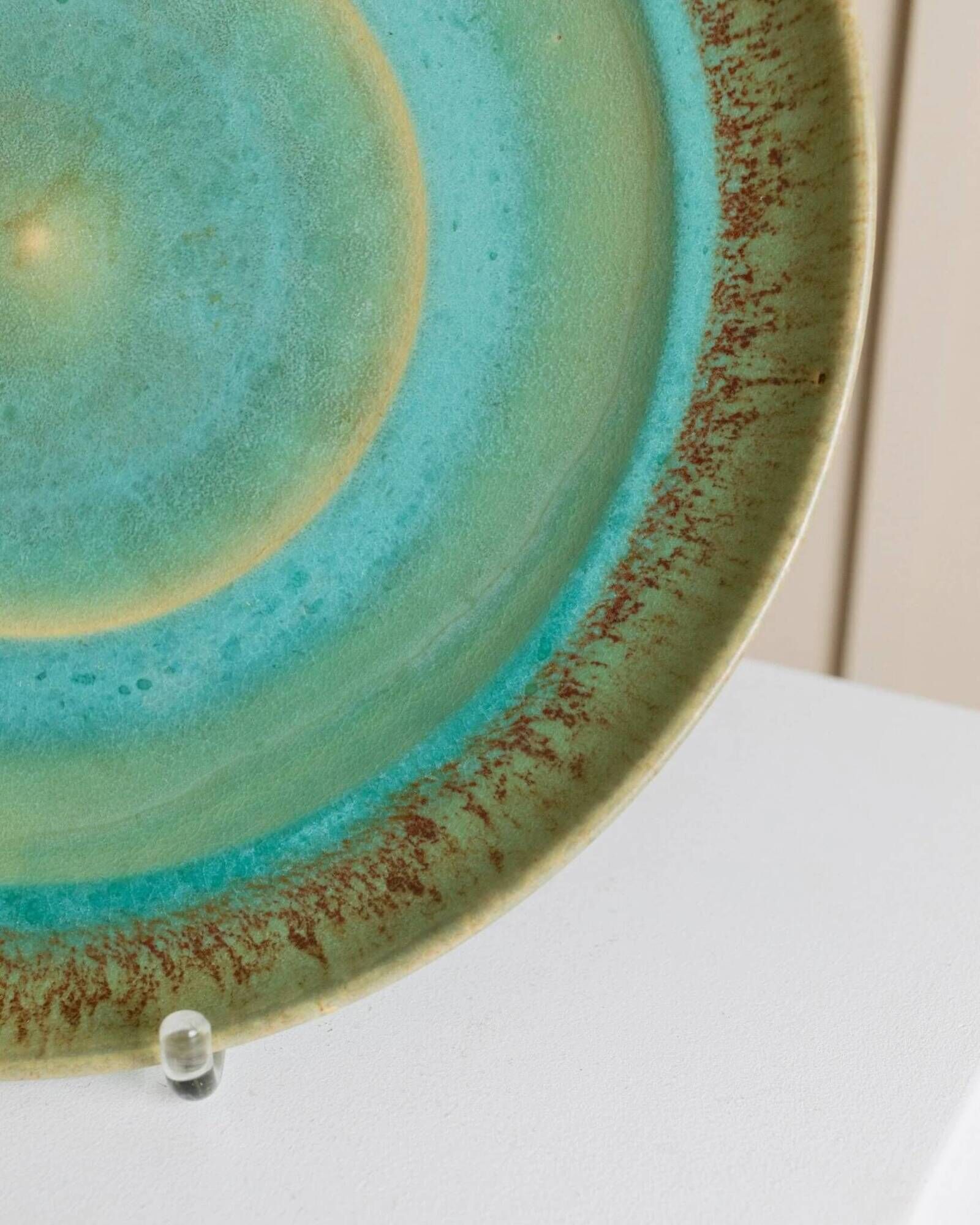 Large vintage studio ceramic bowl XL - organic shape - graduated turquoise green glaze - Denmark 1970s