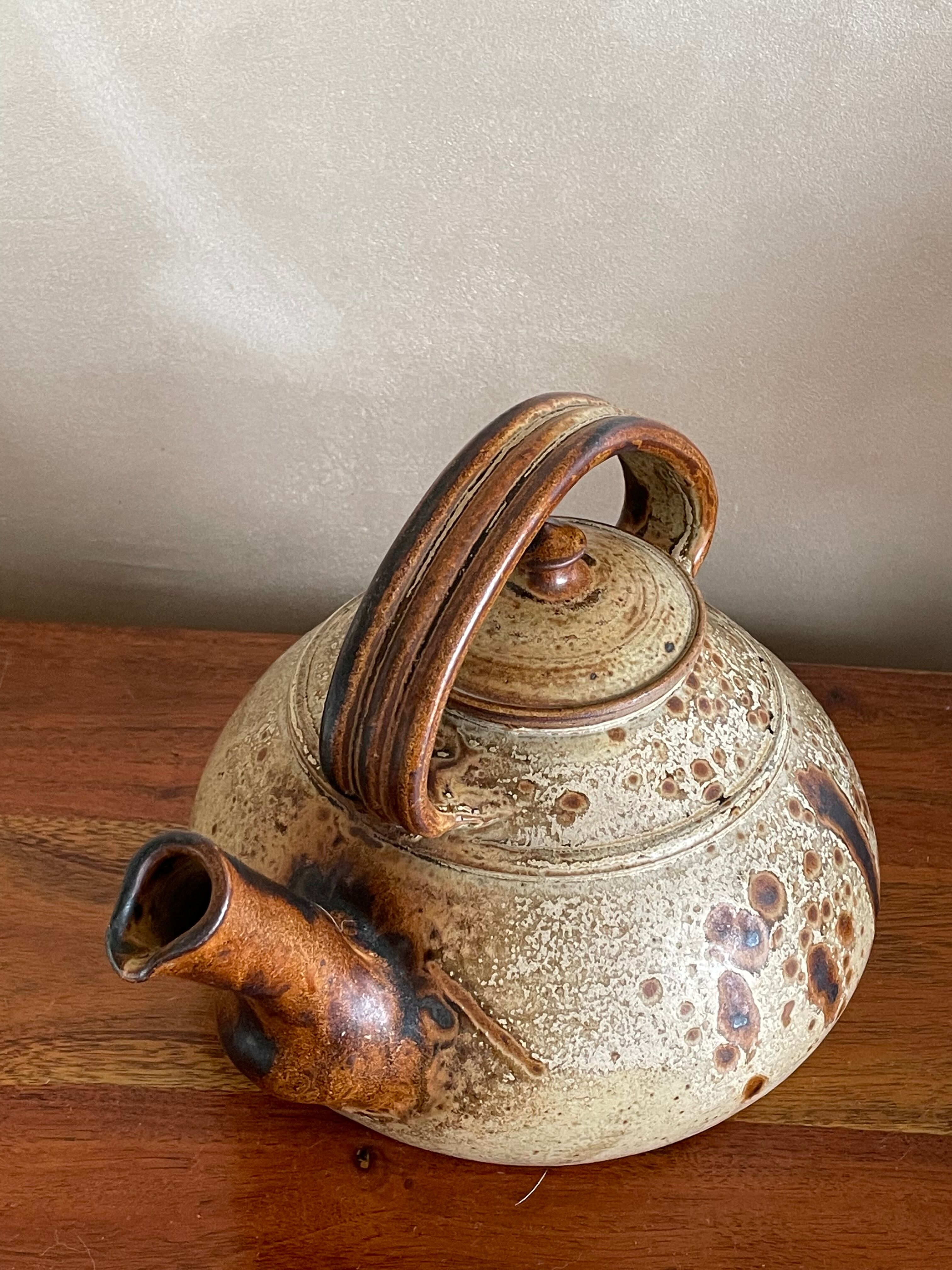 Pyrity sandstone teapot Signed JP