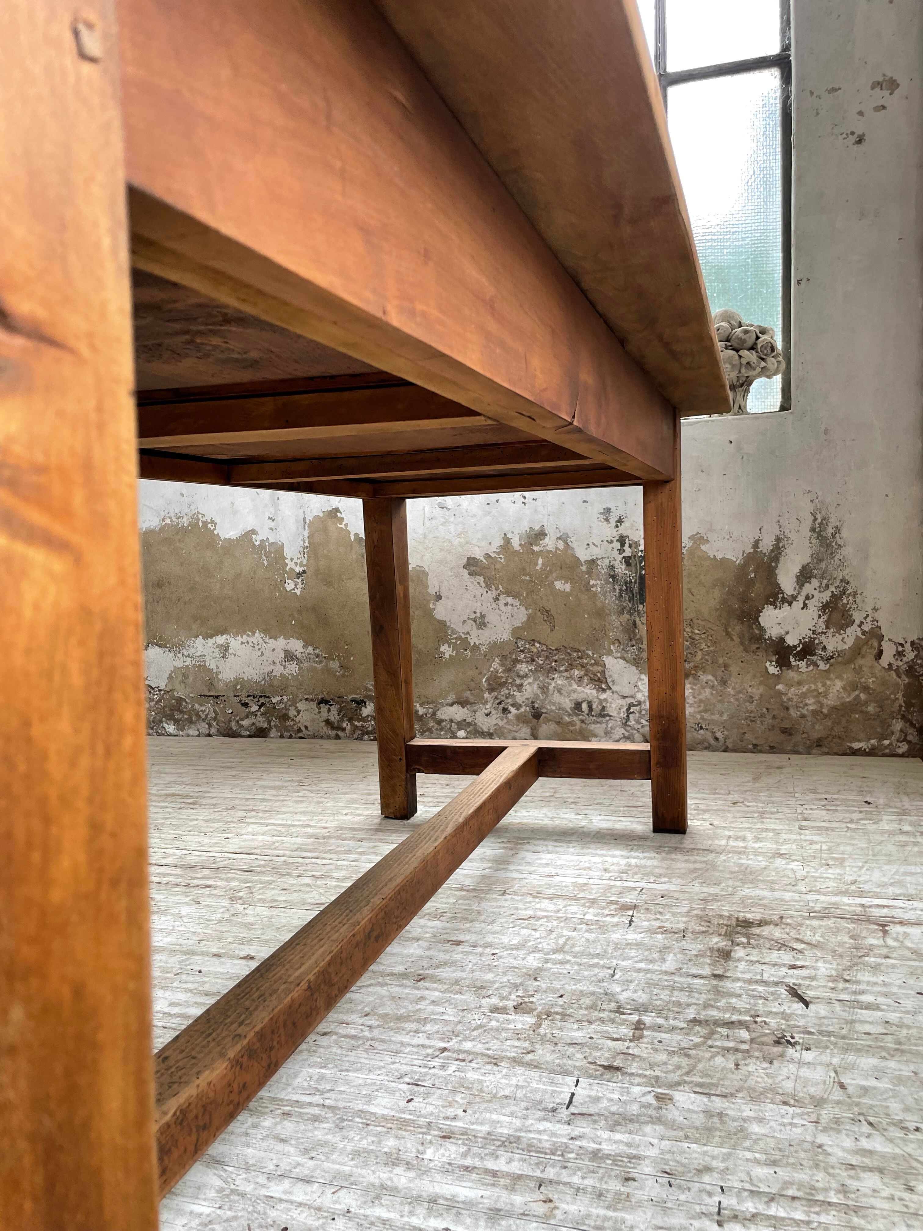 Oak island farmhouse table 2m