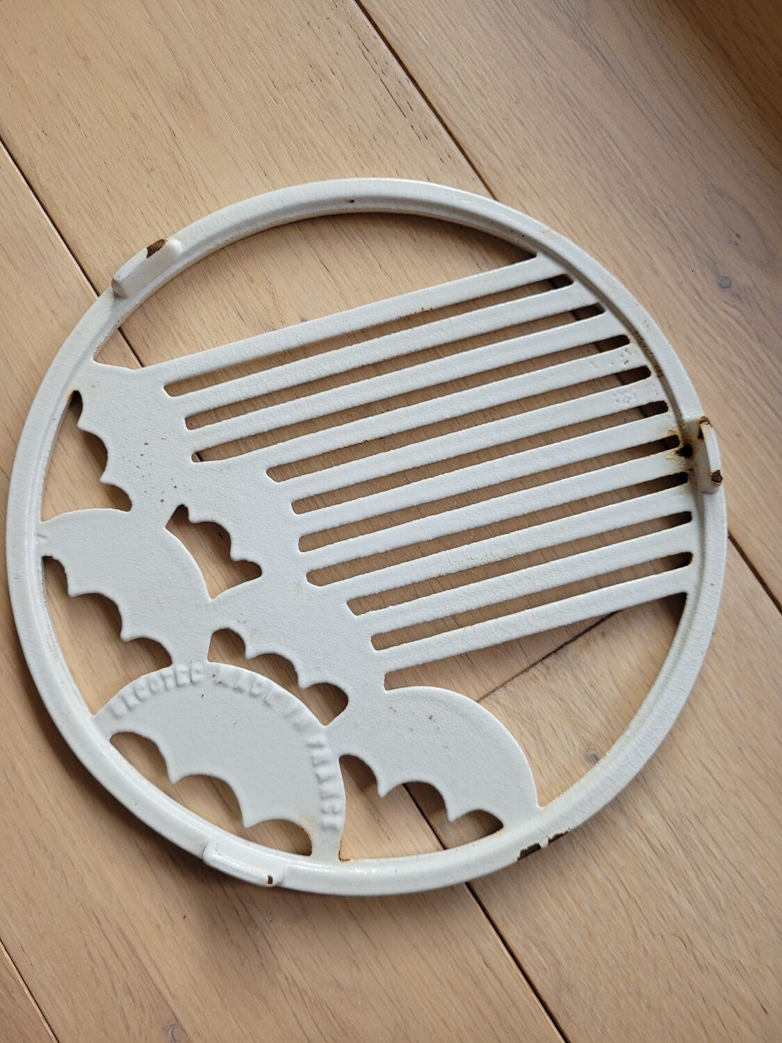 White glazed cast iron trifle