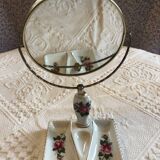 Standing mirror