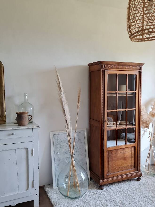 Antique Parisian glass cabinet - bonnet-maker type