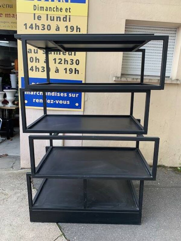 Bibliothèque étagère métallique design