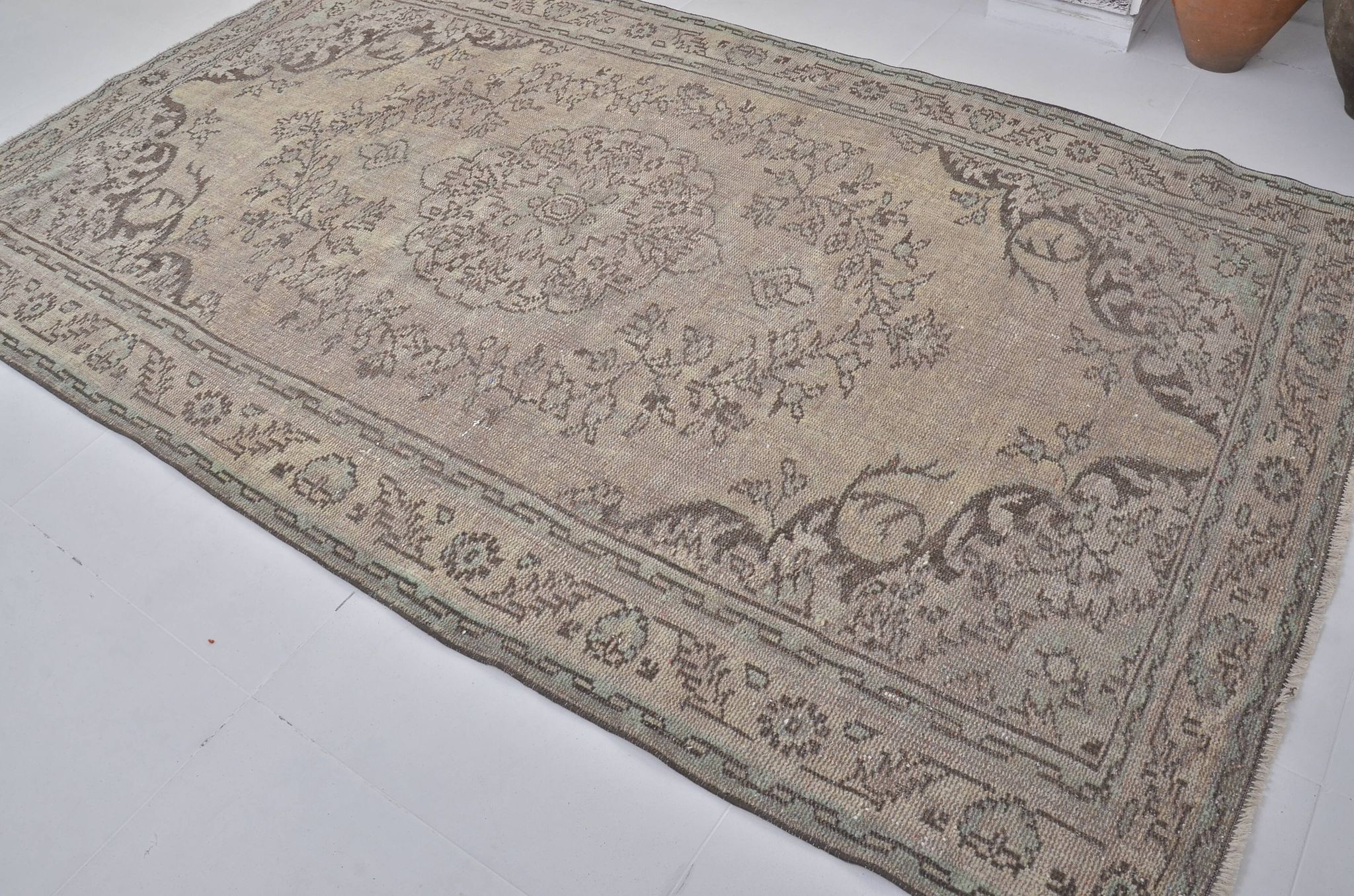 Tapis de vie domestique turc ancien sku1816