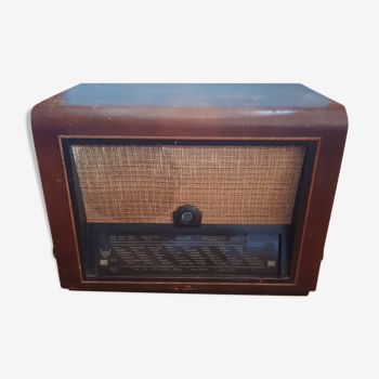 Poste de radio vintage années 1950