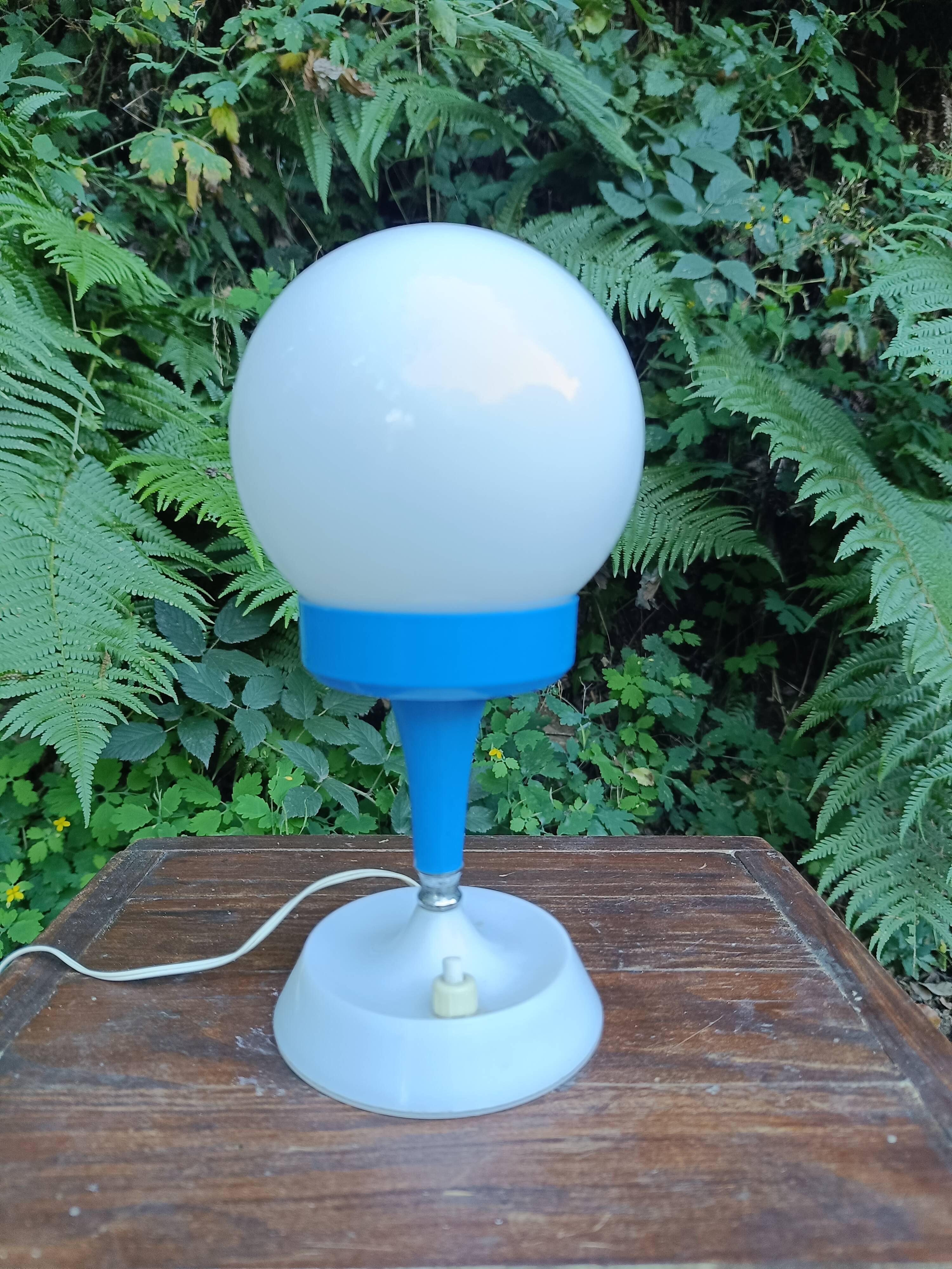 Space Age ball lamp in white opaline and blue plastic, 1970s