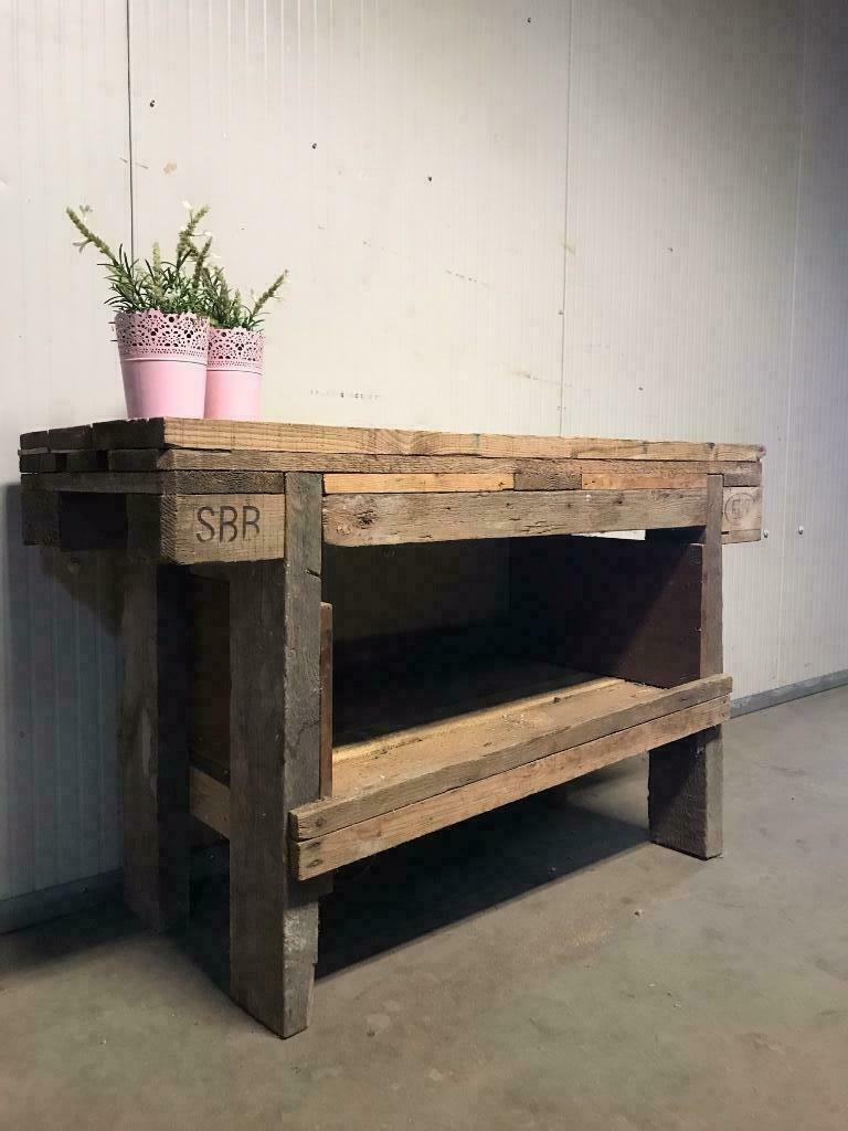 Industrial workbench