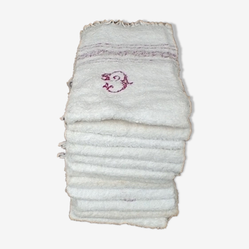 Towels, vintage.