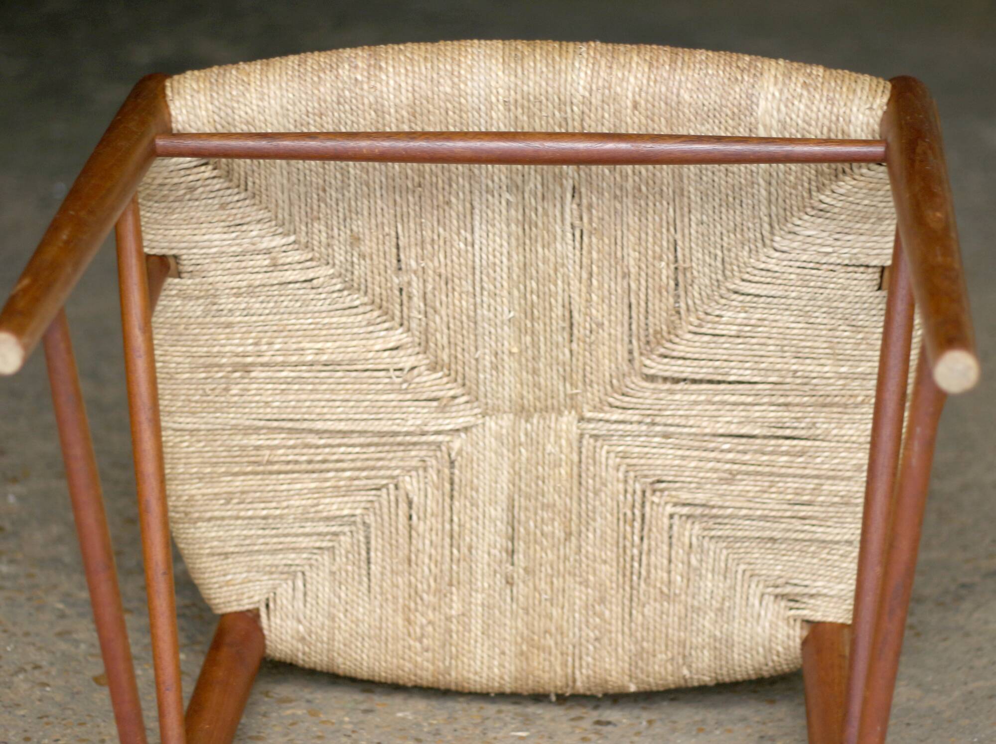 Succession LACOSTE: armchair by Peter Hvidt & Orla Mølgaard-Nielsen (1950)
