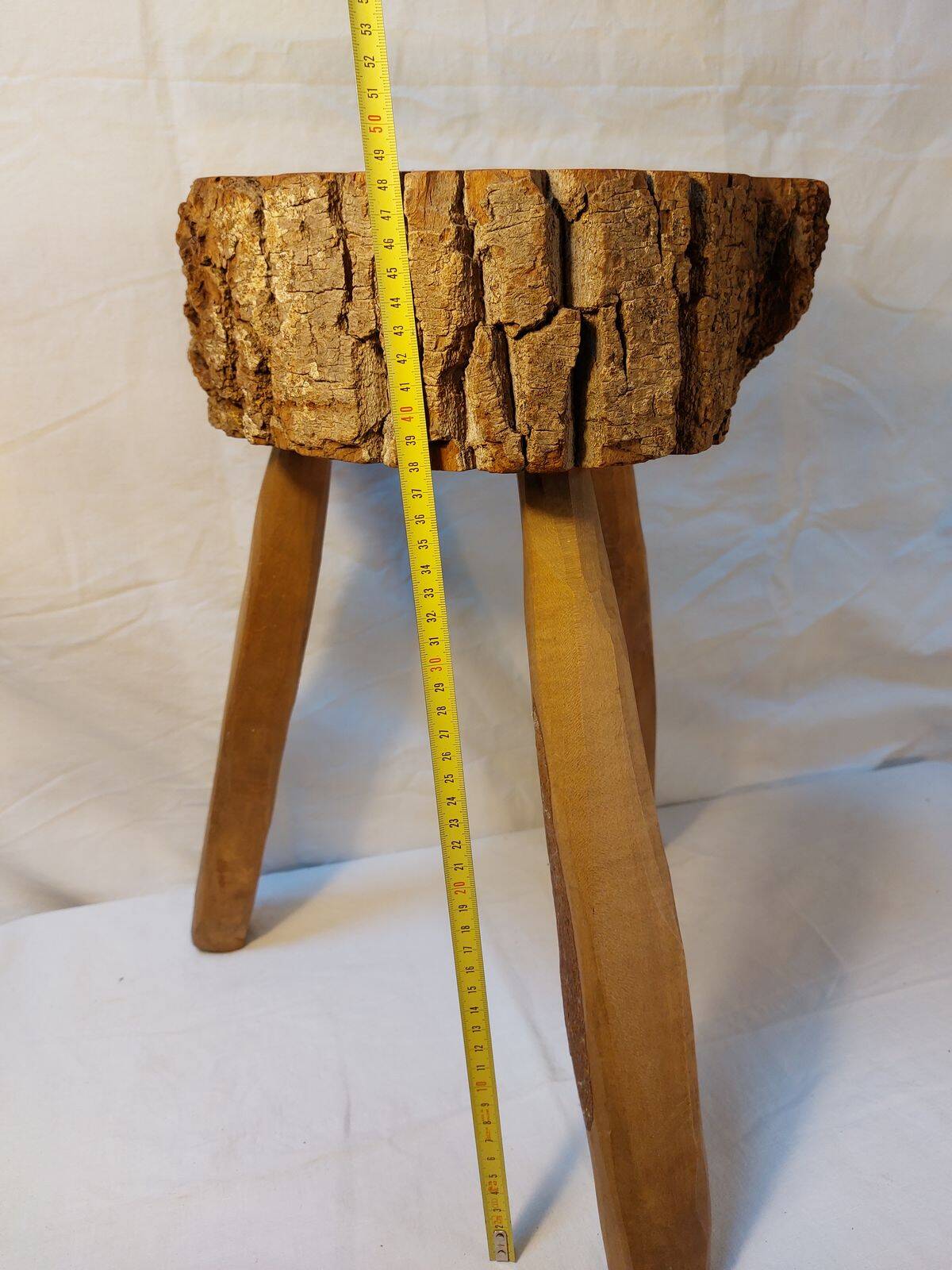 Brutalist tripod stool - French popular craftsmanship from the 20th century