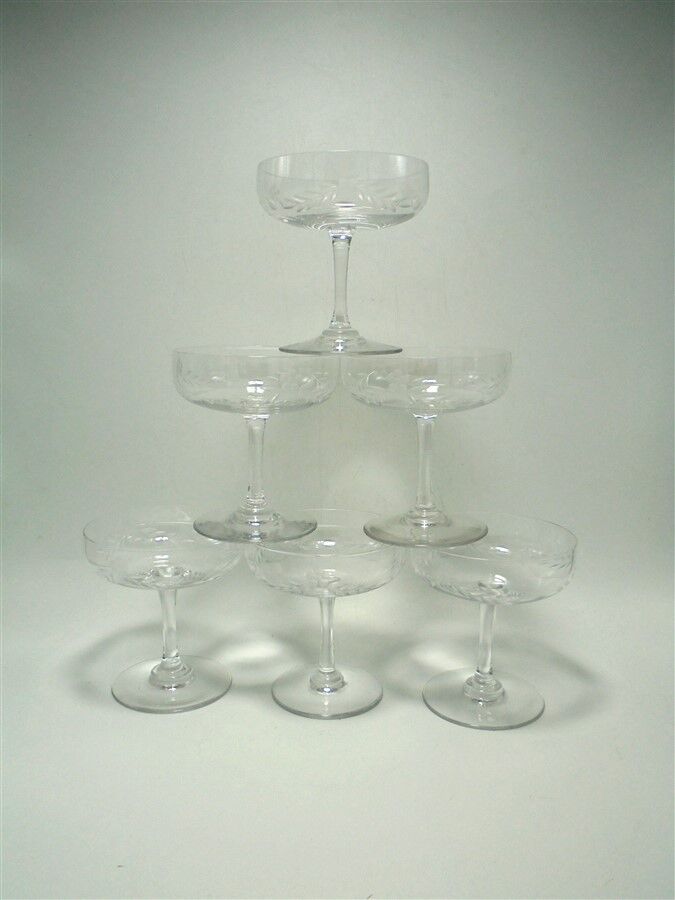 Set of 6 champagne glasses