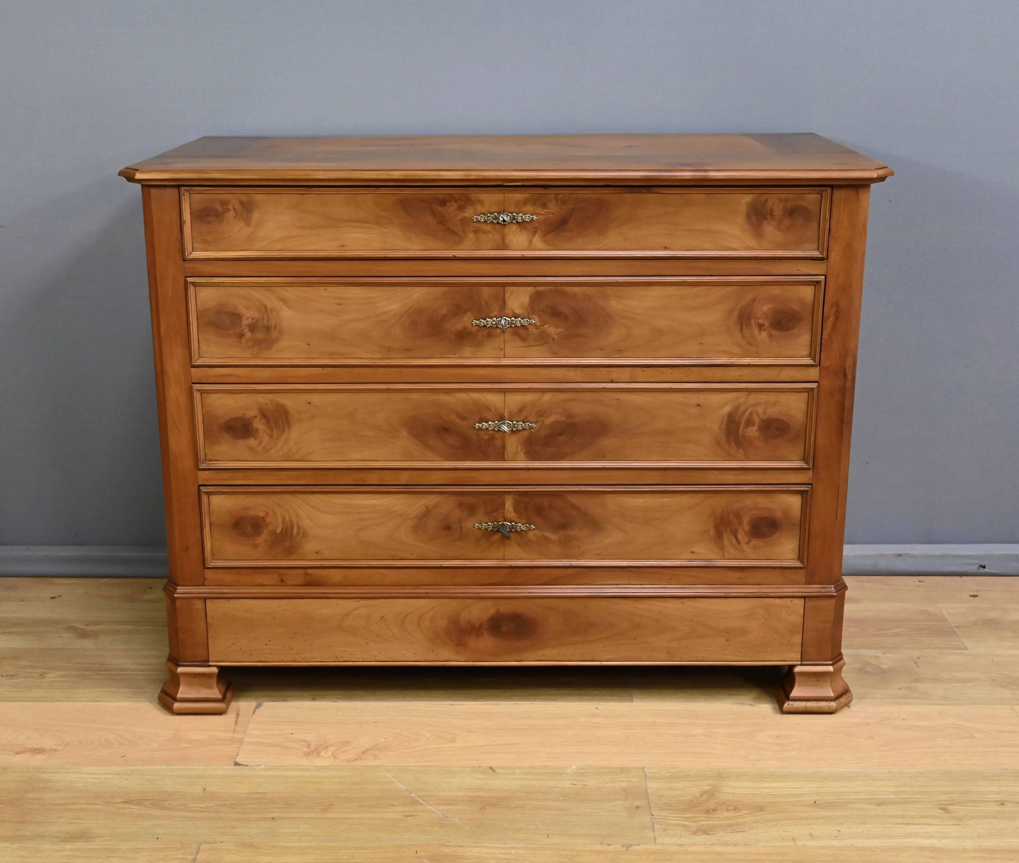 Cherry wood chest of drawers, Louis-Philippe style – 1900