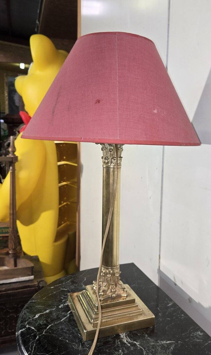 Empire-style lamp in gilded bronze