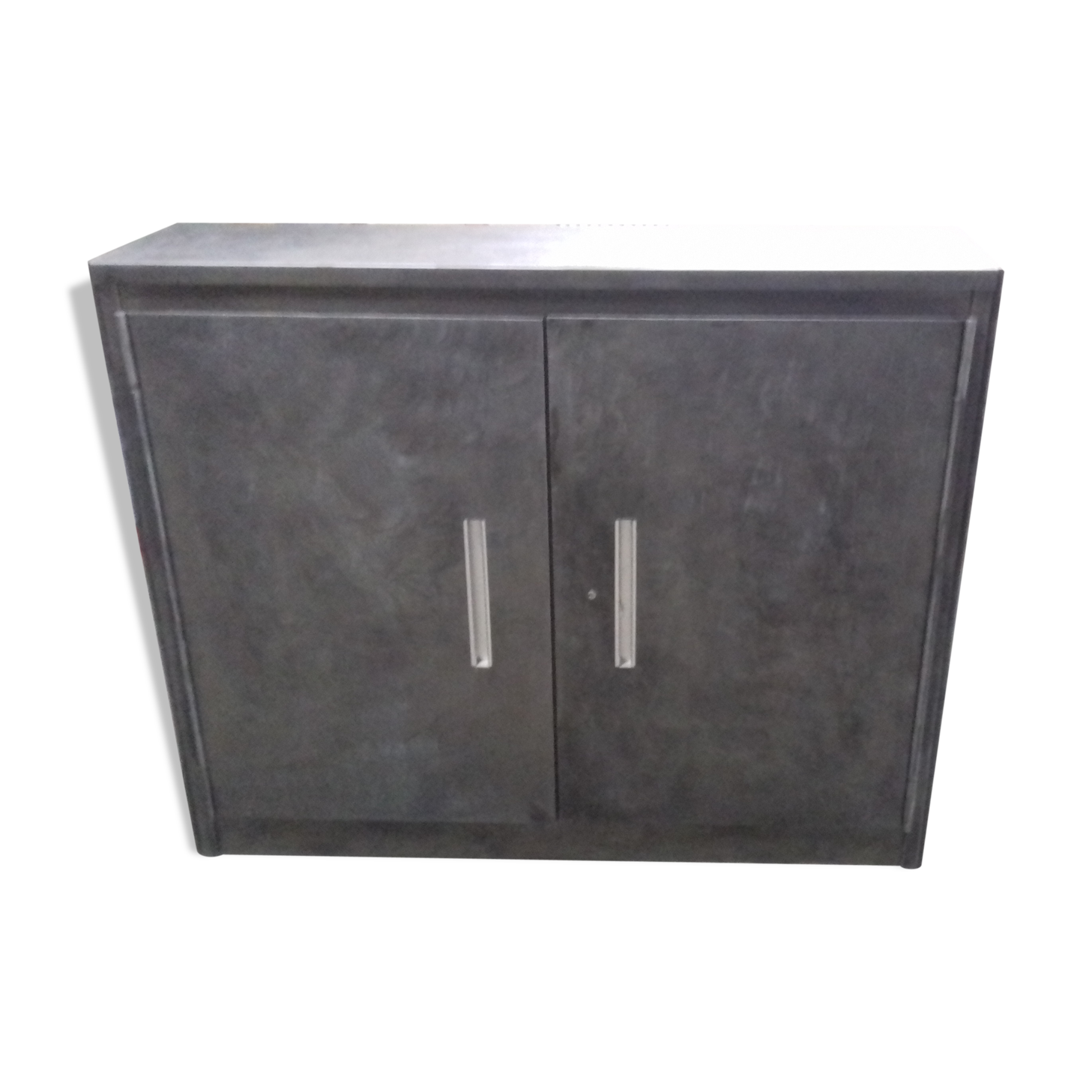 Narrow buffet polished and varnished steel mast of the 1960s