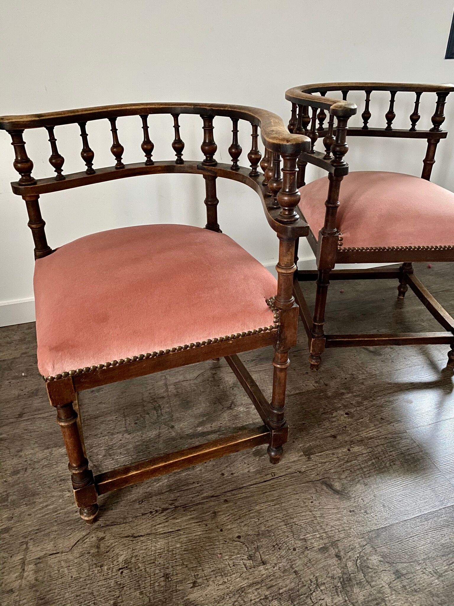 Pair of Renaissance-style corner chairs