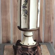 Grande lampe pagode peinte motifs floraux et abat jour métal