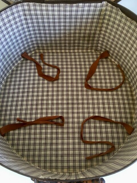 Vulcanized fiber imperiala hat case