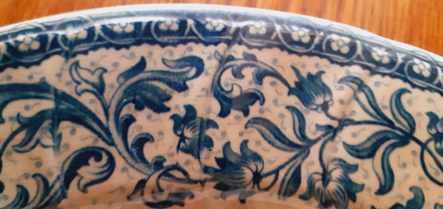 Gien earthenware serving dish circa 1880