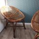 Paire de fauteuils coquille en osier
