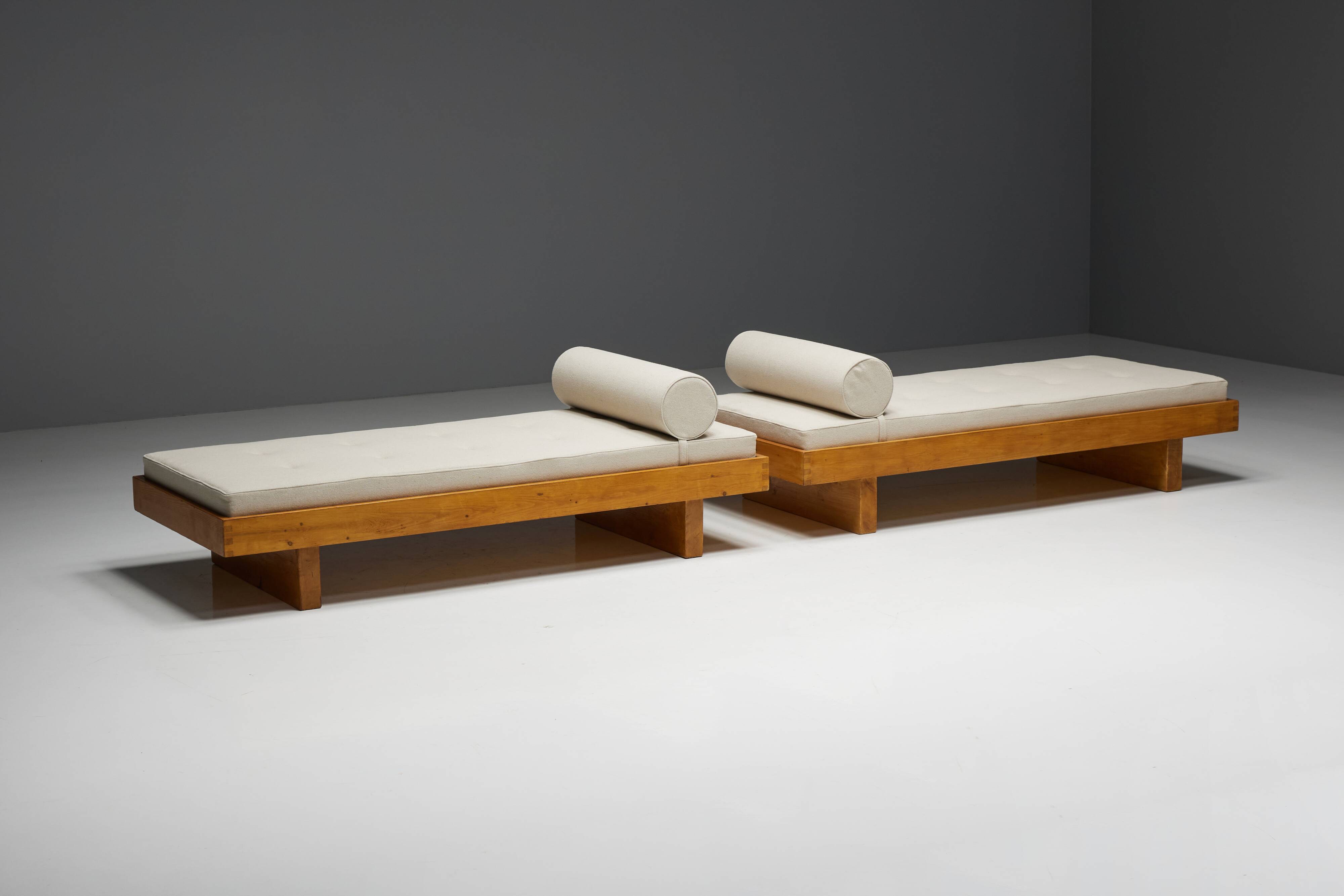 Daybed by Charlotte Perriand for Méribel Les Allues, France, 1960s