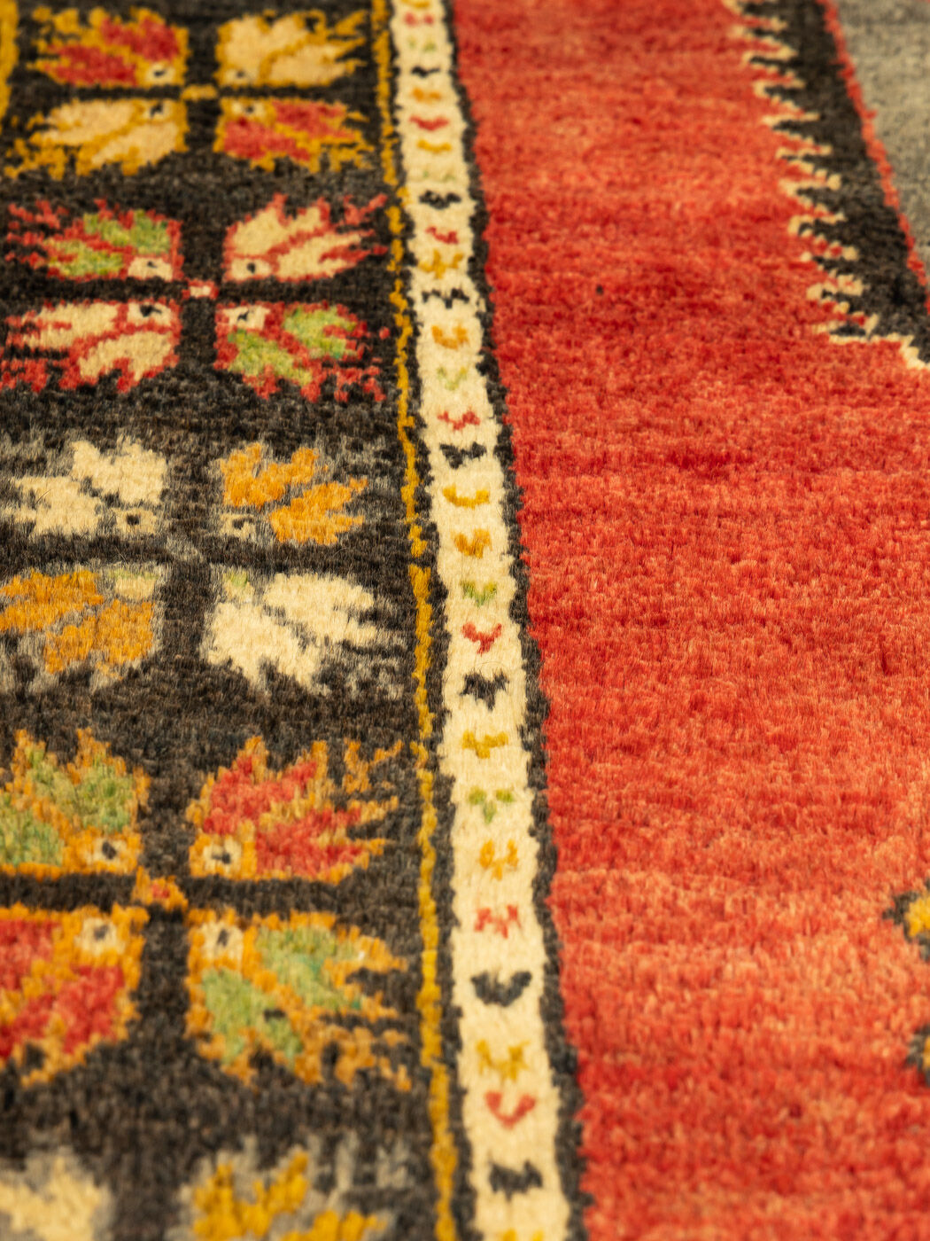 1960s Kuert carpet, 101 x 318
