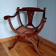 Fauteuil canné curule ou dagobert