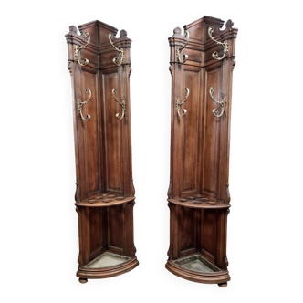 Pair of coat doors in neckline Napoleon III period stamped in oak