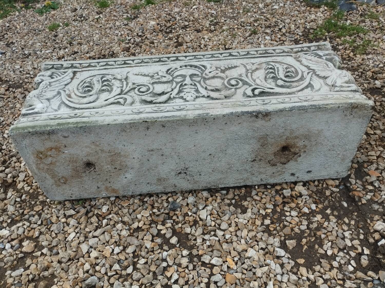 Pair of ancient stone Médicis planters