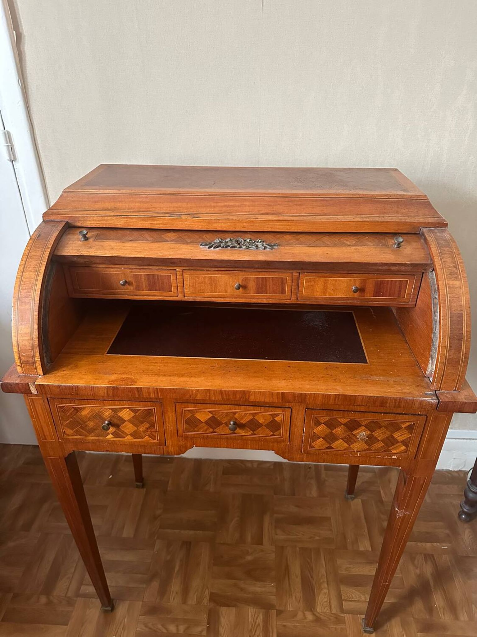 Cylindrical desk in cubic marquetry Louis XVI style late 19th, early 20th century