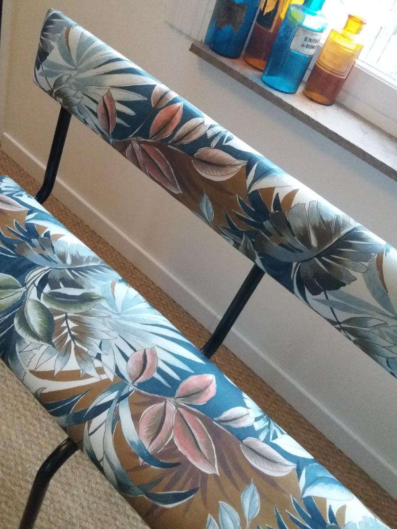 School bench flowers