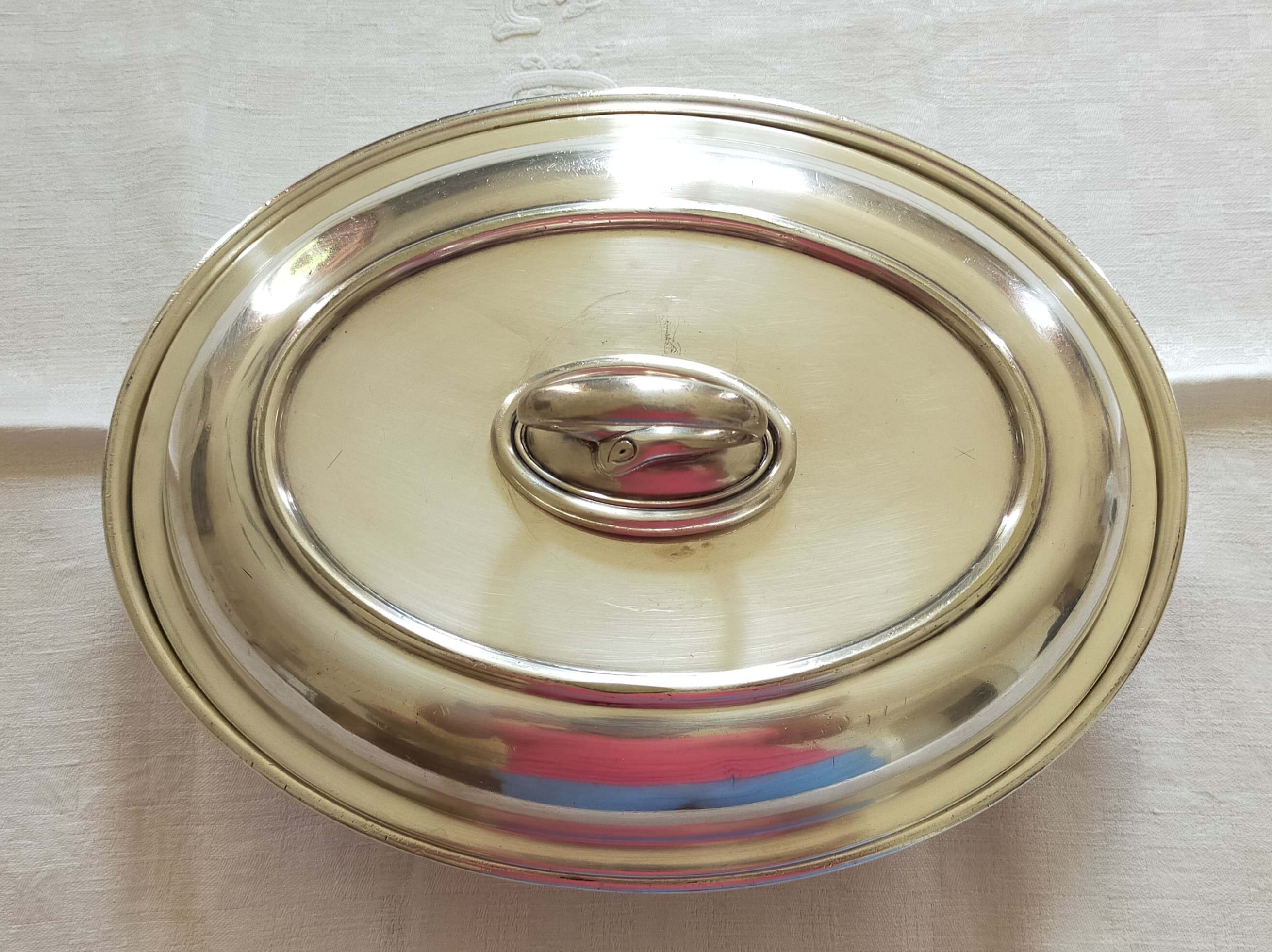 Serving dish / Silver metal vegetable