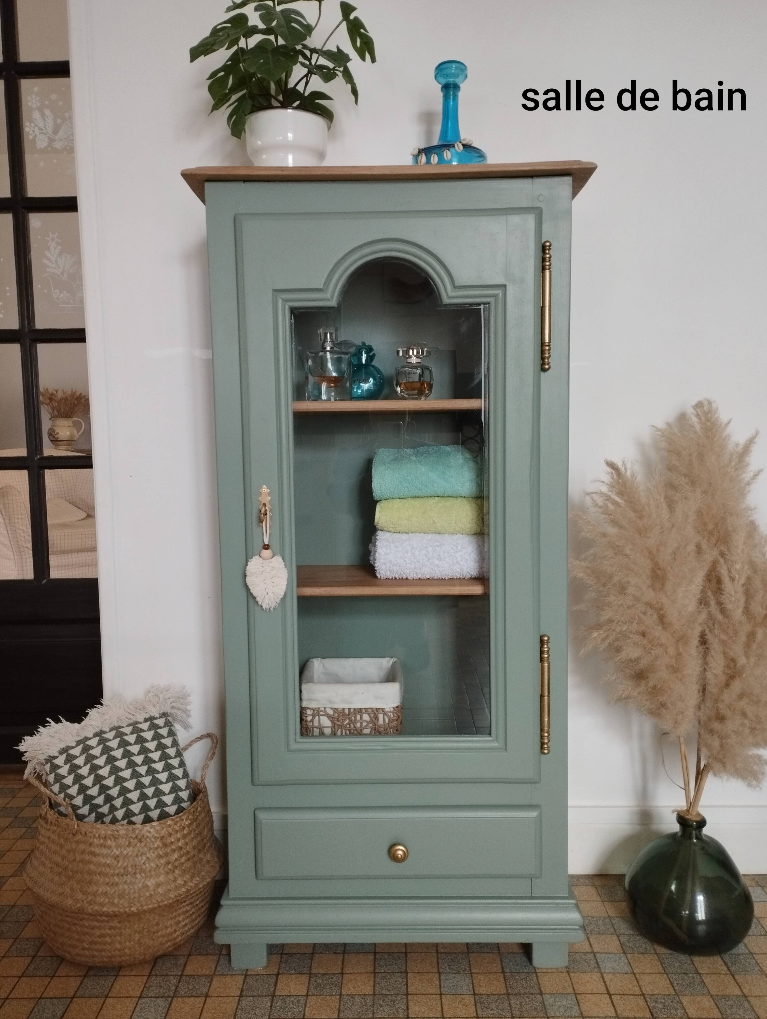 Vintage display cabinet