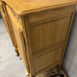 Oak buffet with marquetry